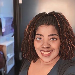 Meet your Posher, Lisa